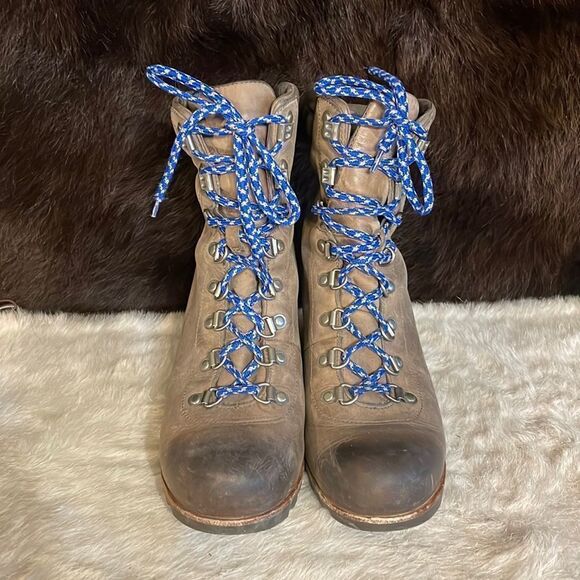 Sorel booties 11 (3050) - Picture 1 of 10